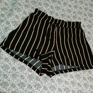 High waisted ruffled shorts